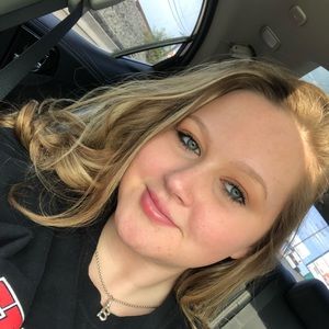 Meet your Posher, Bobbi